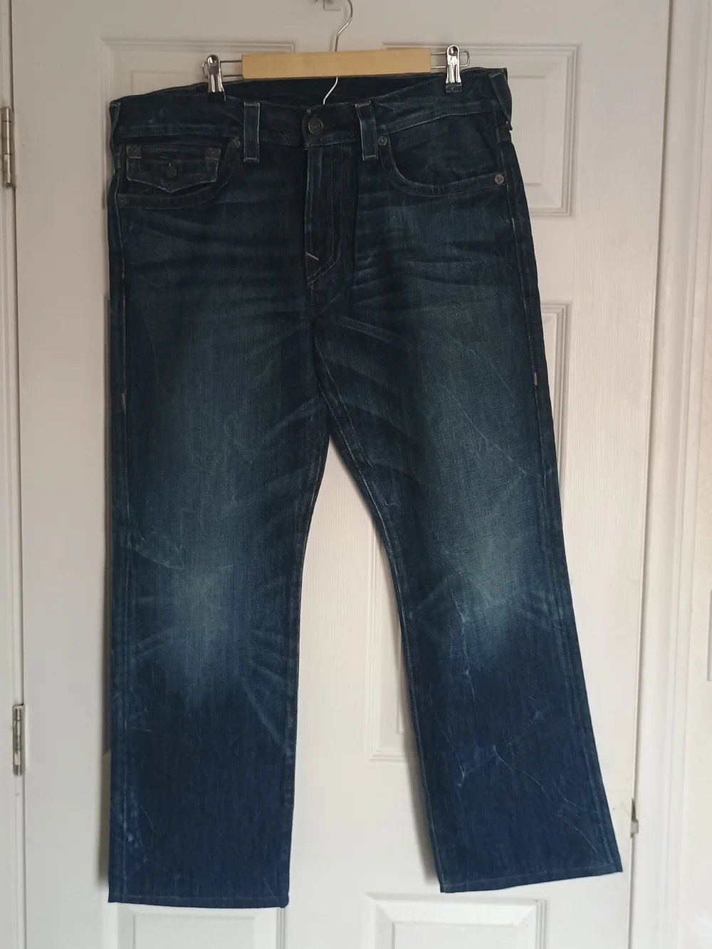 EUC True Religion Men's Ricky Dark Blue Relaxed Straight-Leg Jeans READ LISTING